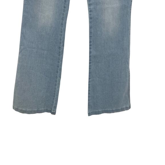 Spanx Flare Jeans Stretch Pull-On Denim Retro Light Wash Blue Size Large - Picture 5 of 14